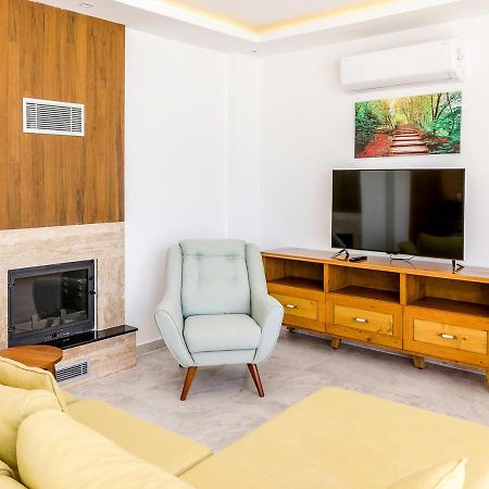 Villa 3 Sleeps 4 Isolated Honeymoon-Villa Lale Uzumlu  Extérieur photo